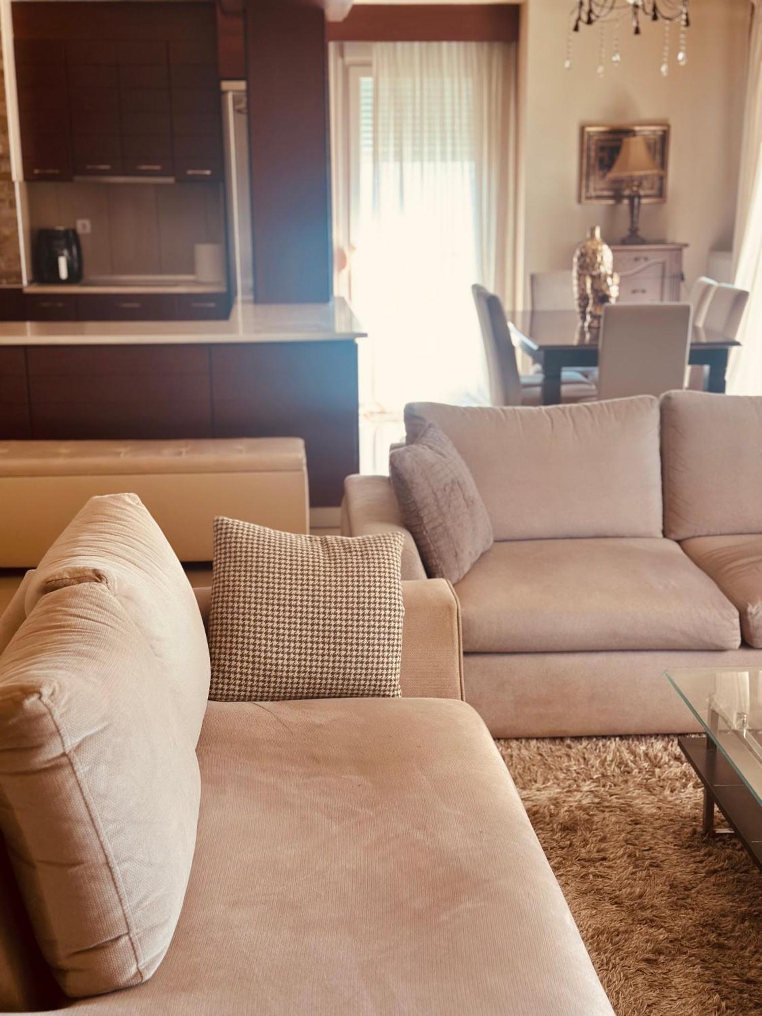 Anna Apartment *